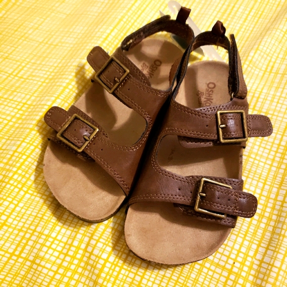 OshKosh B'gosh Other - NWT Oshkosh Buckle Fisherman sandals
